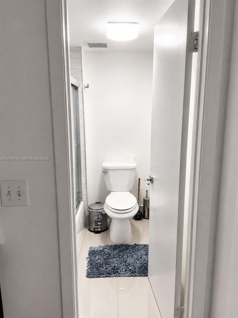 16511 Blatt Blvd , Unit 103, Weston, FL 33326 Photo