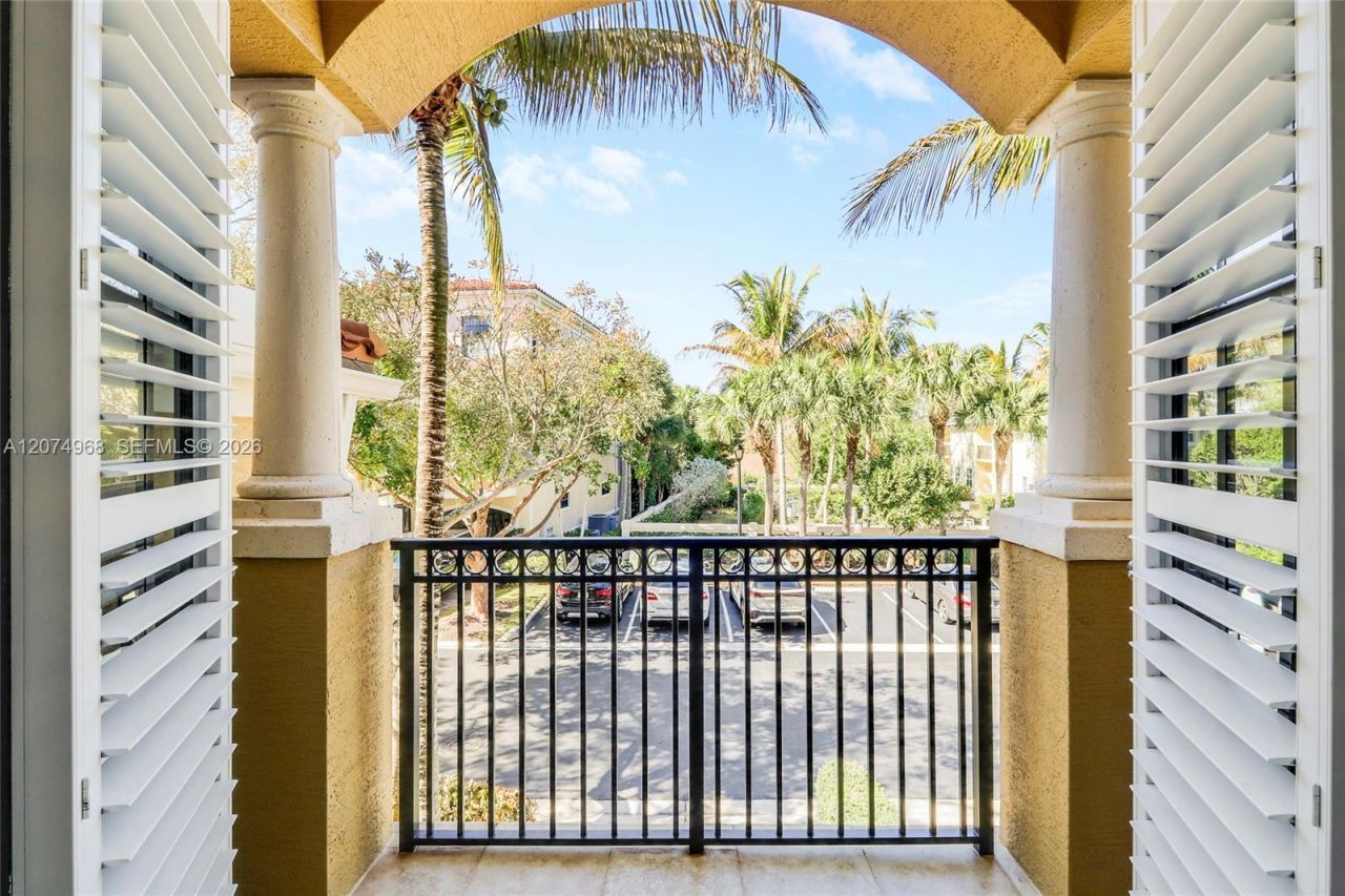 703 Del Sol Cir , Unit 703, Tequesta, FL 33469 Photo