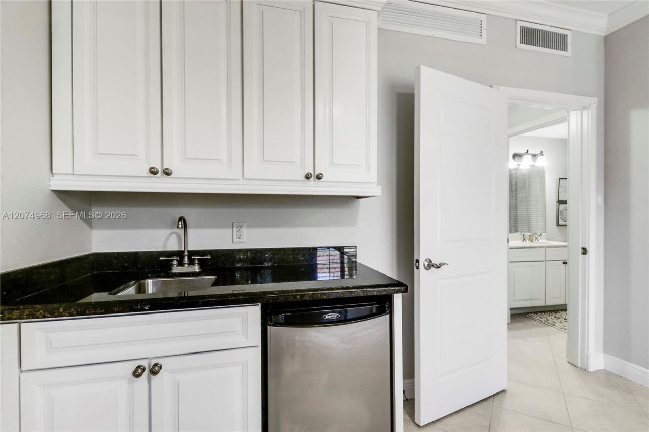 703 Del Sol Cir , Unit 703, Tequesta, FL 33469 Photo