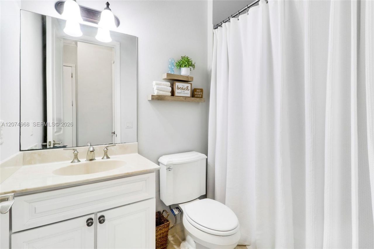 703 Del Sol Cir , Unit 703, Tequesta, FL 33469 Photo