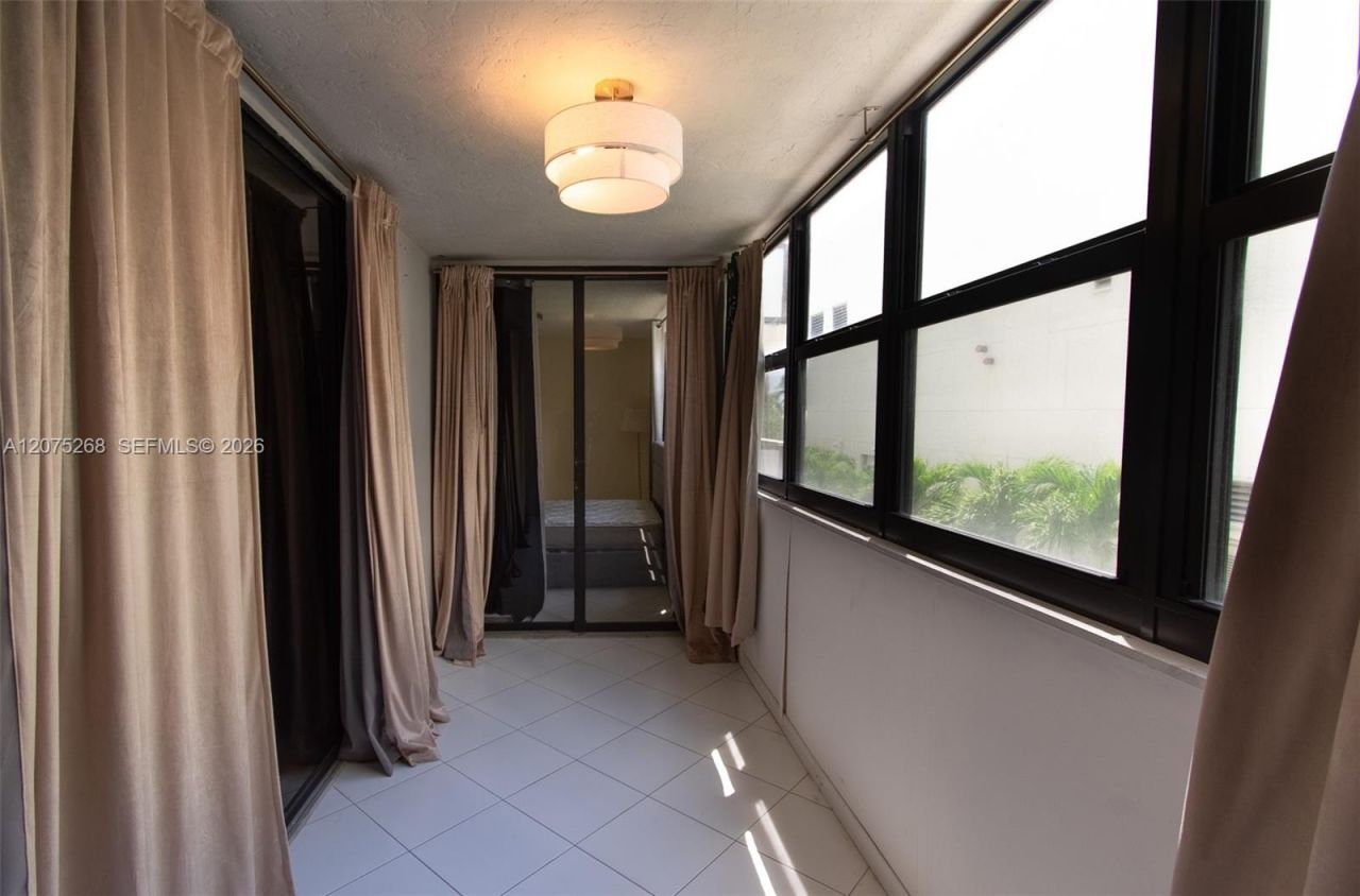 1623 Collins Ave , Unit 312, Miami Beach, FL 33139 Photo