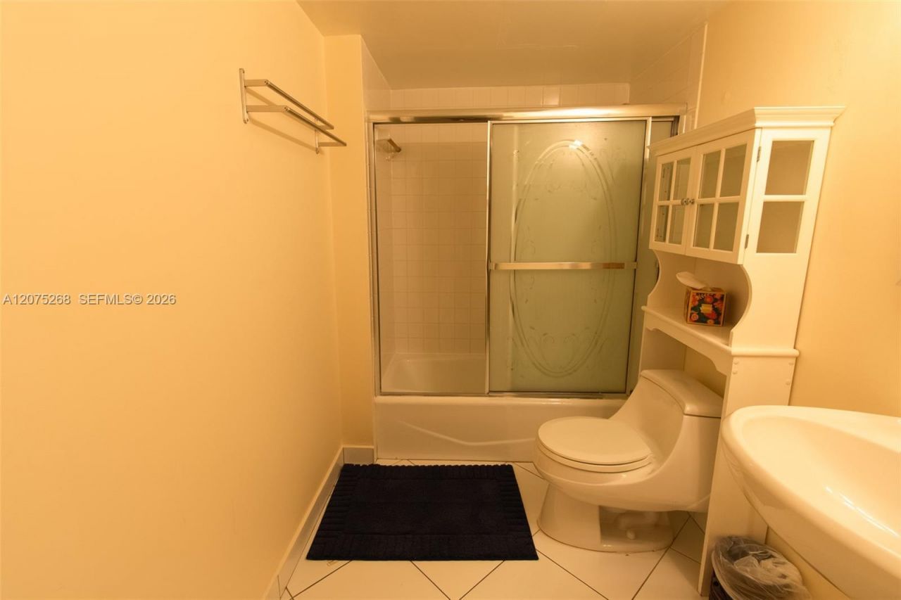1623 Collins Ave , Unit 312, Miami Beach, FL 33139 Photo