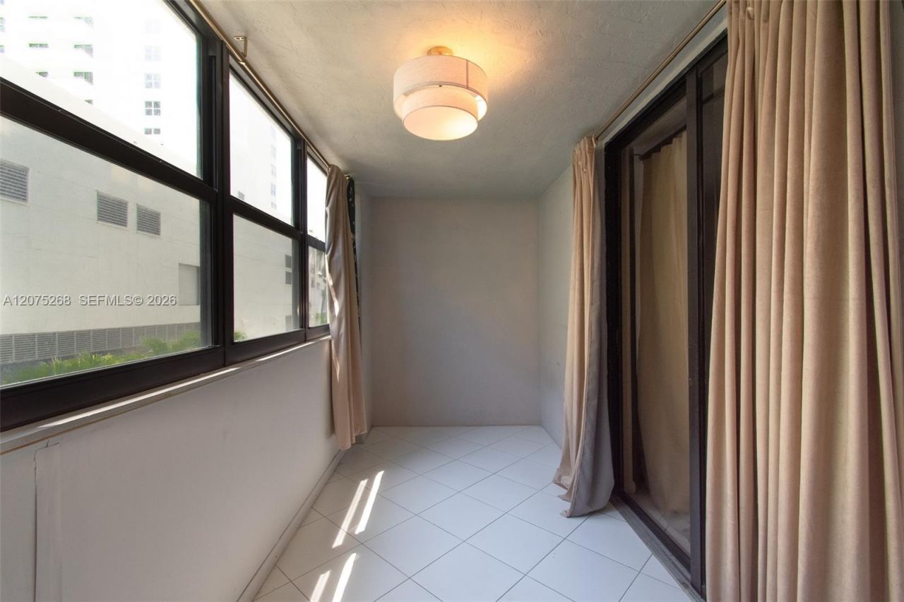 1623 Collins Ave , Unit 312, Miami Beach, FL 33139 Photo