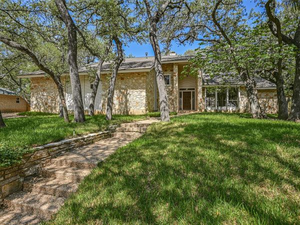 7704 Bramblewood CIR, Austin, TX 78731