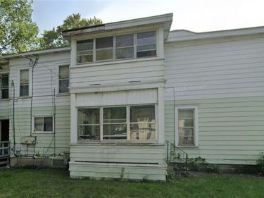 114 Mccool Avenue , Syracuse, NY 13057