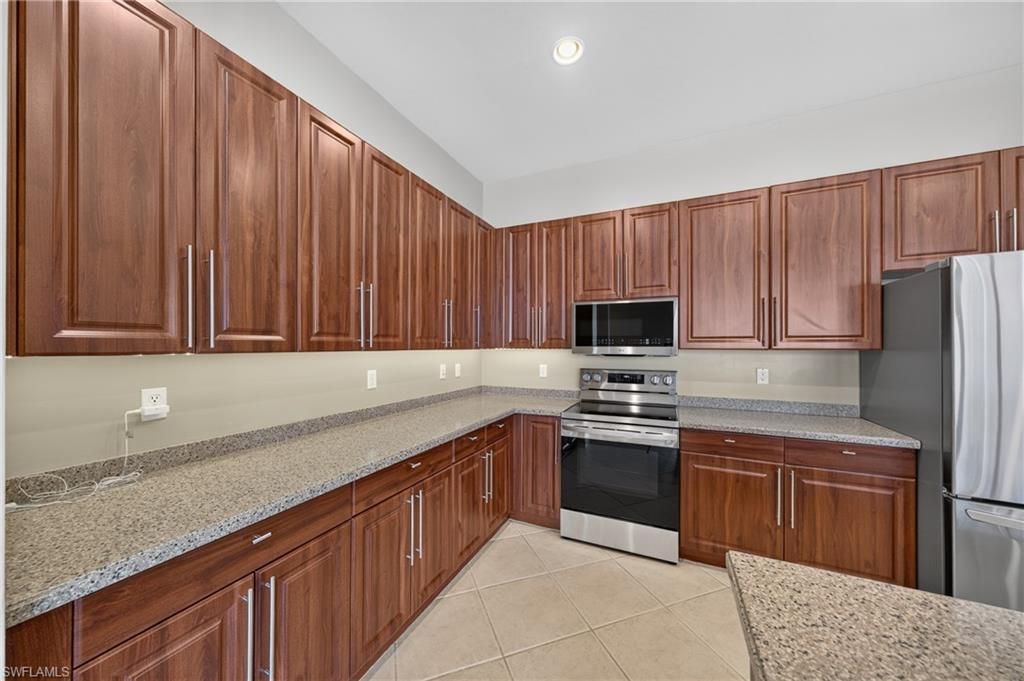 13954 Bently Cir, Fort Myers, FL 33912 Photo