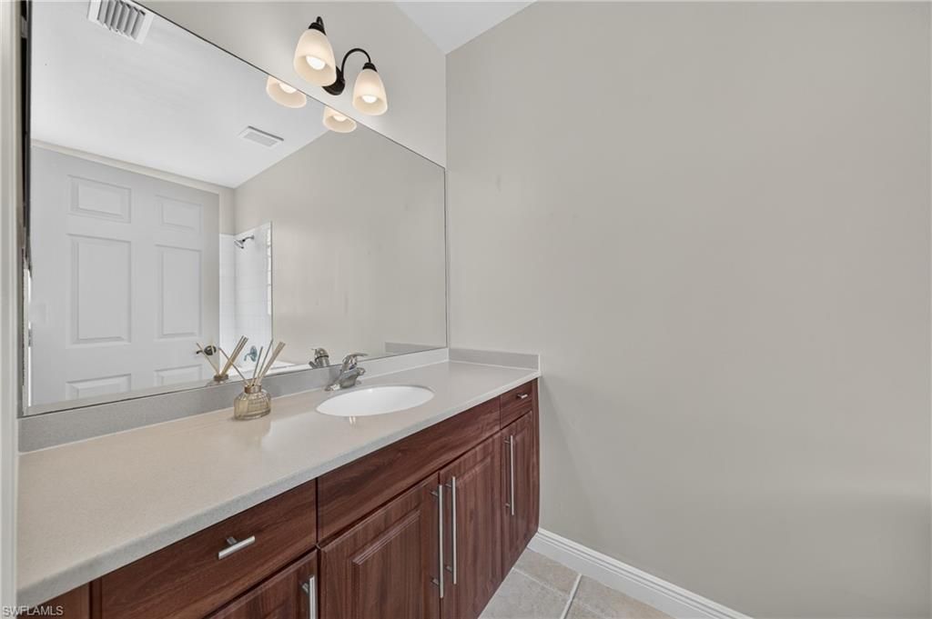 13954 Bently Cir, Fort Myers, FL 33912 Photo