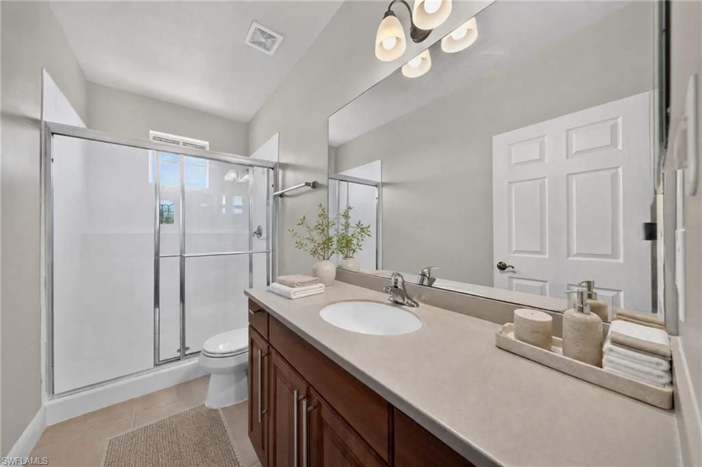13954 Bently Cir, Fort Myers, FL 33912 Photo