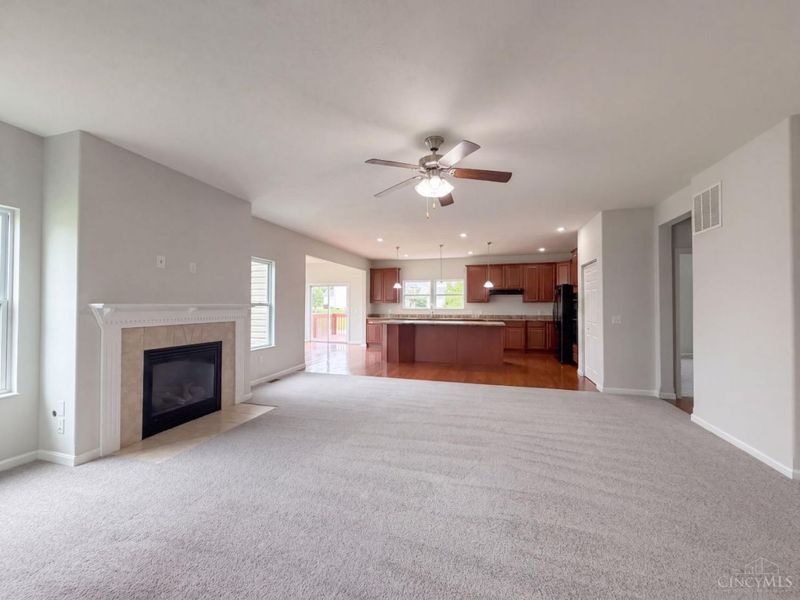 940 Sleepy Hollow Drive, Monroe, OH 45050 Photo 8