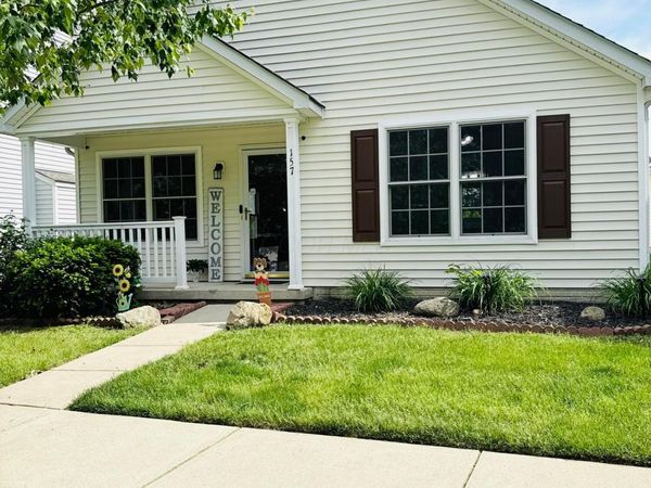 157 Feathertip Lane , Lewis Center, OH 43035