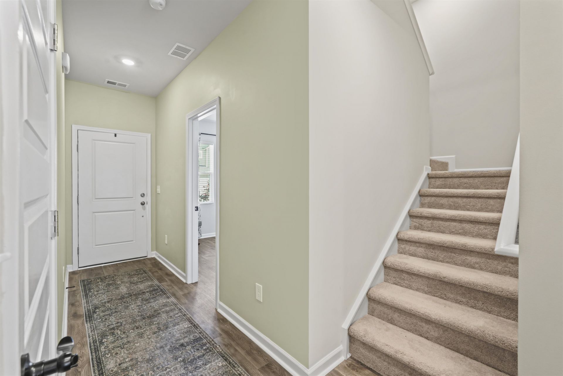 2081 Victory Way Photo 33