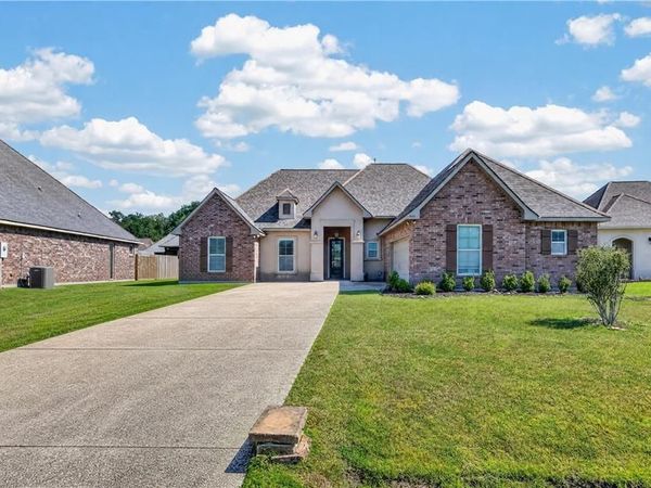 865 CAPISTRANO Court , Covington, LA 70433
