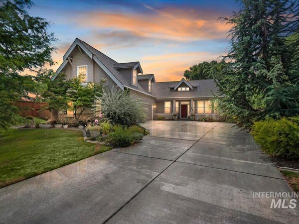 5459 E Branchwood, Boise, ID 83716