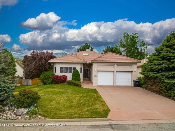 33 Ridge View Place, Battlement Mesa, CO 81635