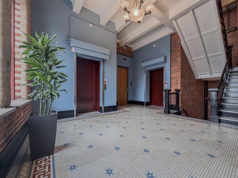 150 E Main Street , Unit 304, Columbus, OH 43215 Photo 5