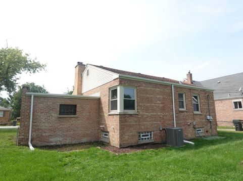 Main Photo