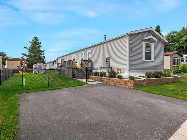 18 Kalmia Drive, Duluth, MN 55810