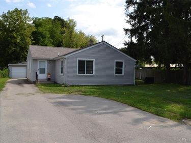 4265 Van Slyke Road , Flint Township, Mi 48507