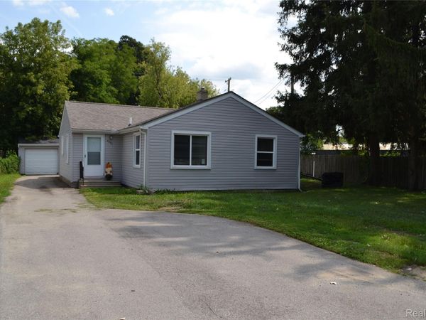 4265 Van Slyke Road , Flint Township, Mi 48507