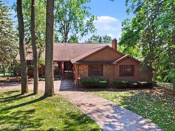 6925 W Church Street , Independence Township, Mi 48346