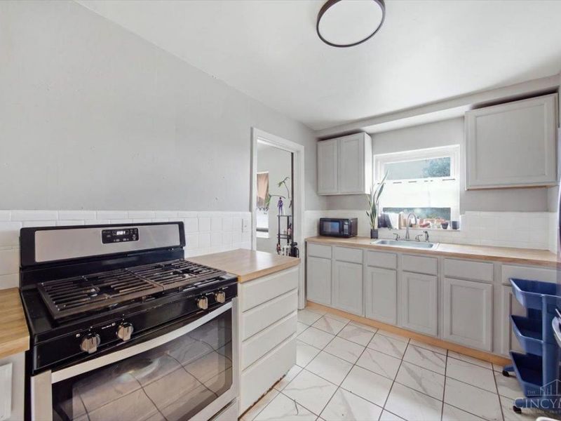 2282 Baltimore Avenue, Cincinnati, OH 45225 Photo 10