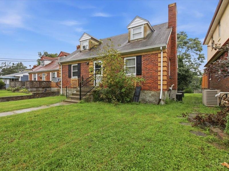 2282 Baltimore Avenue, Cincinnati, OH 45225 Photo 3