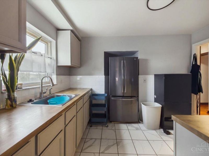 2282 Baltimore Avenue, Cincinnati, OH 45225 Photo 9