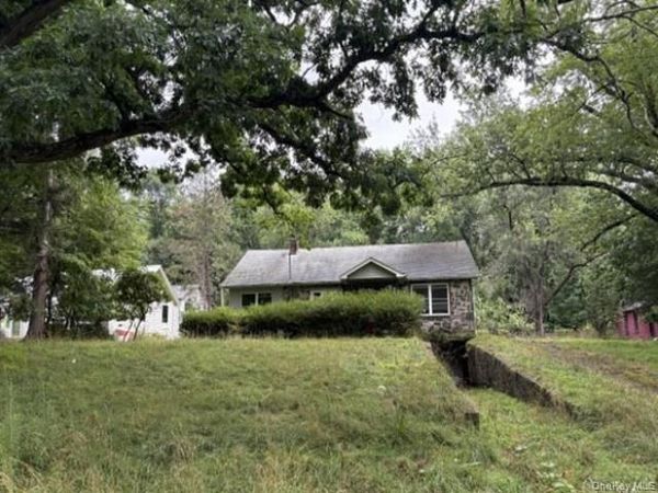 3426 State Route 97 , Barryville, NY 12719