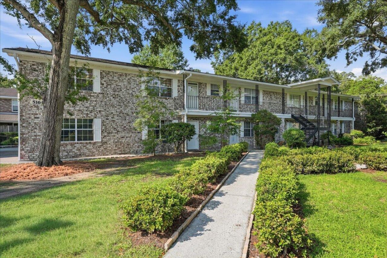 516 Arlington Drive Photo 1