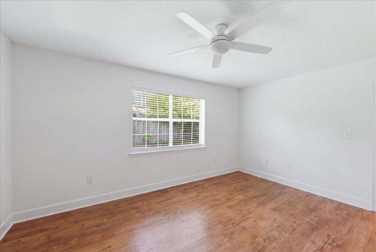 516 Arlington Drive Photo 8