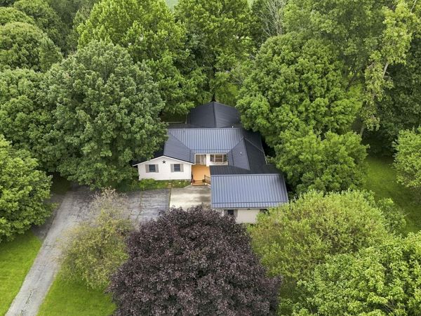 4201 S Whitley Road, South Whitley, IN 46787
