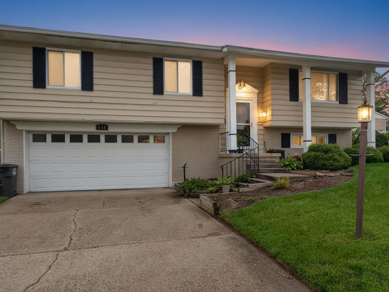5954 Norwell Drive, West Carrollton, OH 45449 Photo 1