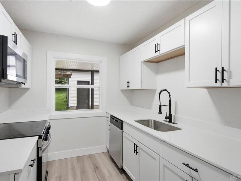 4089 Klepinger Road, Dayton, OH 45416 Photo 8