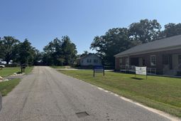 800 Mobley Street photo 4