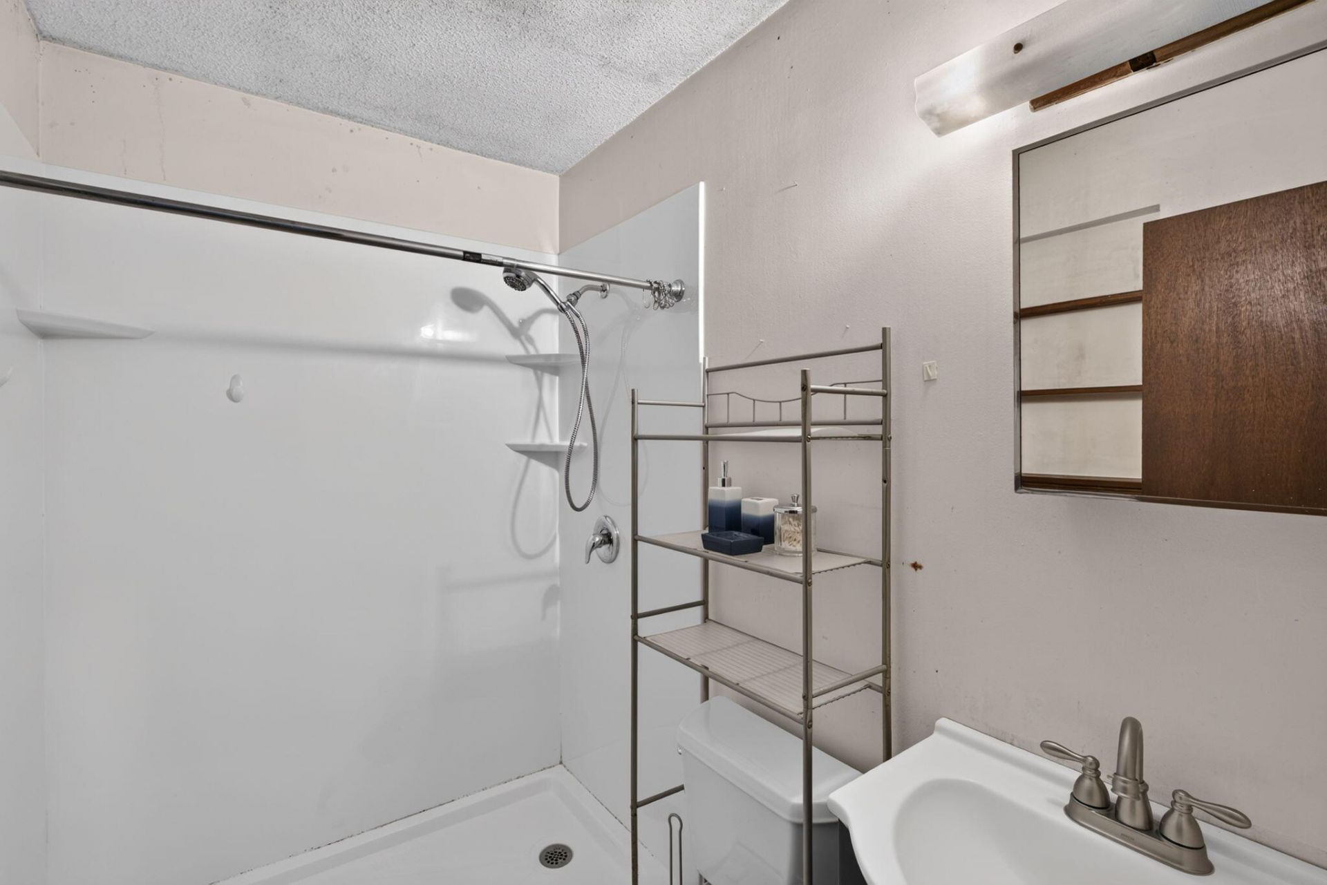 3421 Firetree Court Photo 20