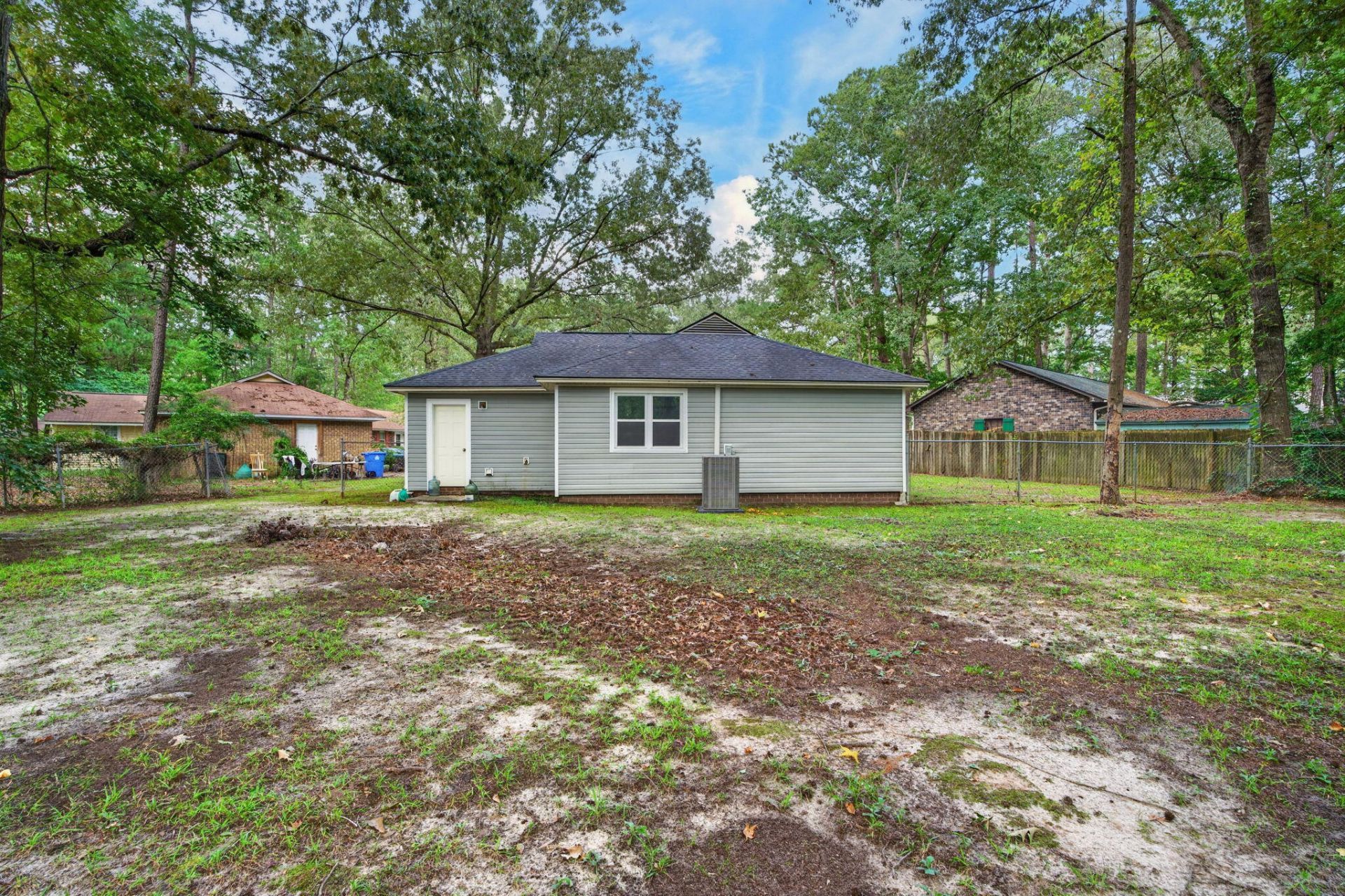 3421 Firetree Court Photo 24