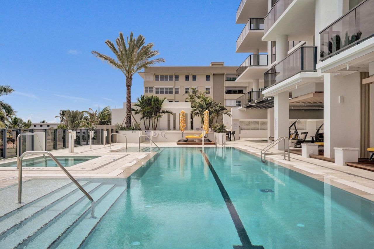 305 Briny Avenue, Unit PH905, Pompano Beach, FL 33062 Photo
