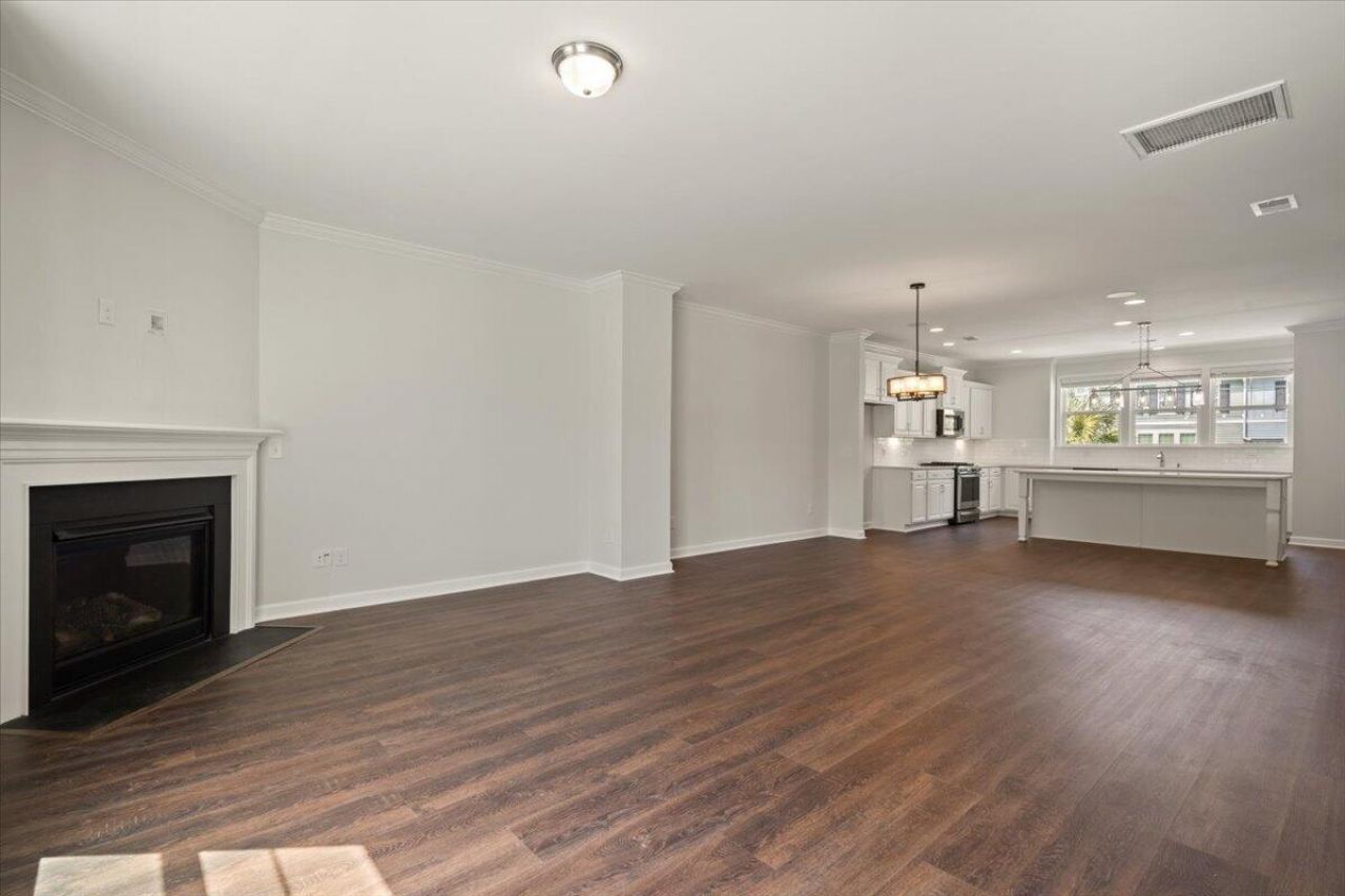 1546 Moss Spring Road Photo 18