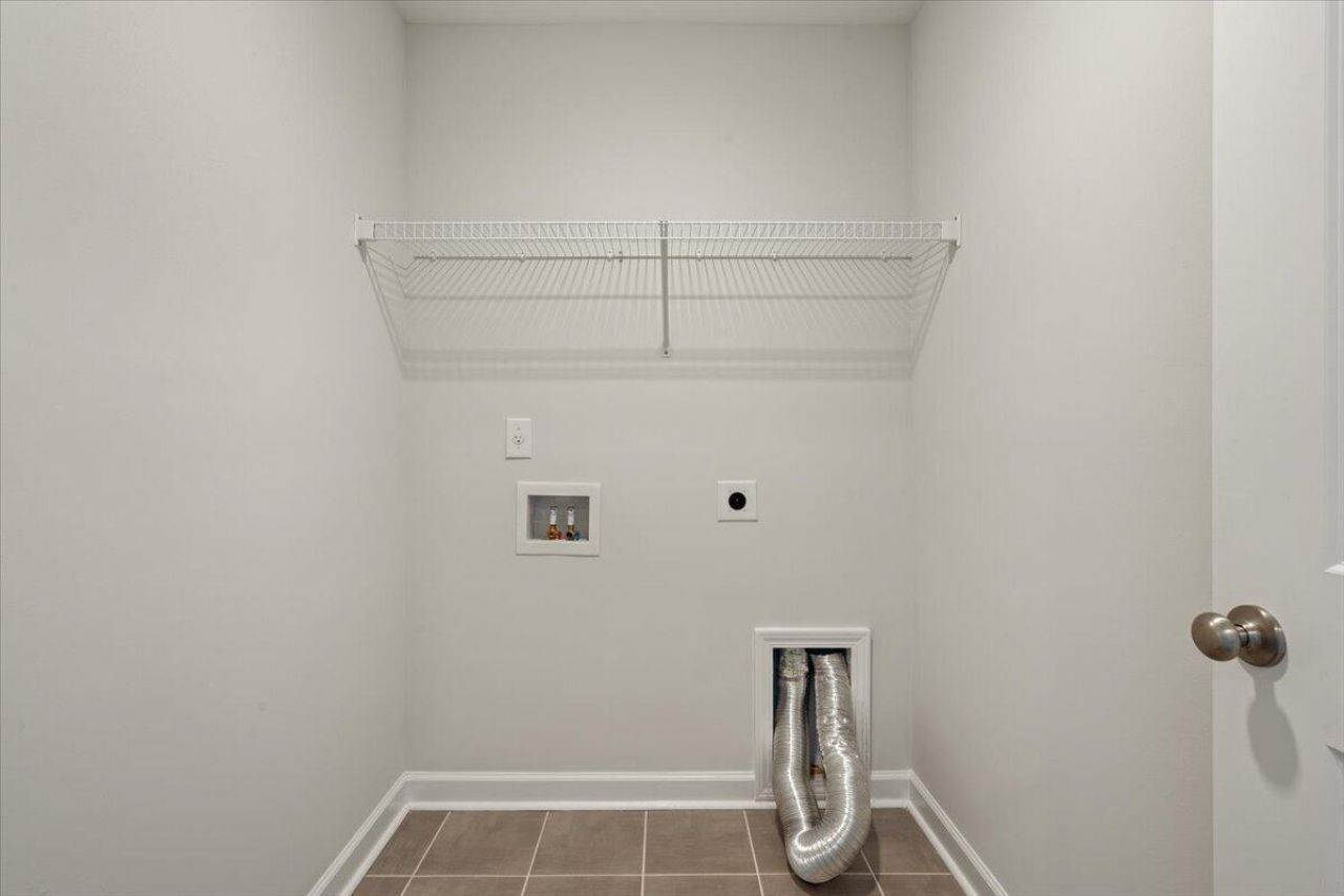 1546 Moss Spring Road Photo 31