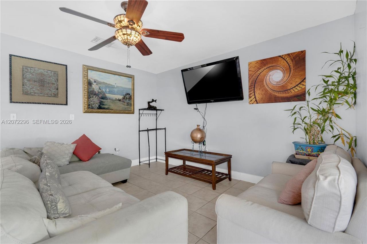 16711 SW 140th Ave , Miami, FL 33177 Photo