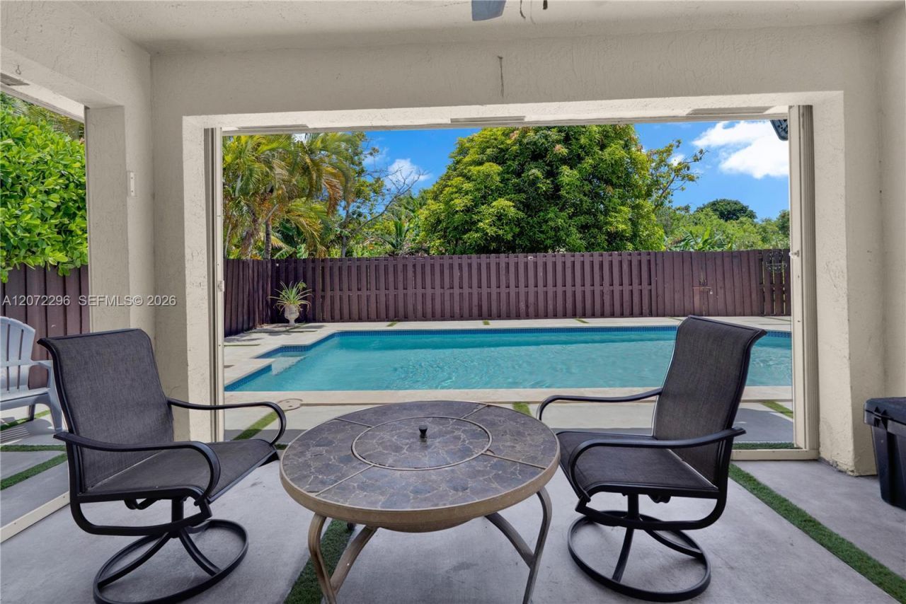 16711 SW 140th Ave , Miami, FL 33177 Photo