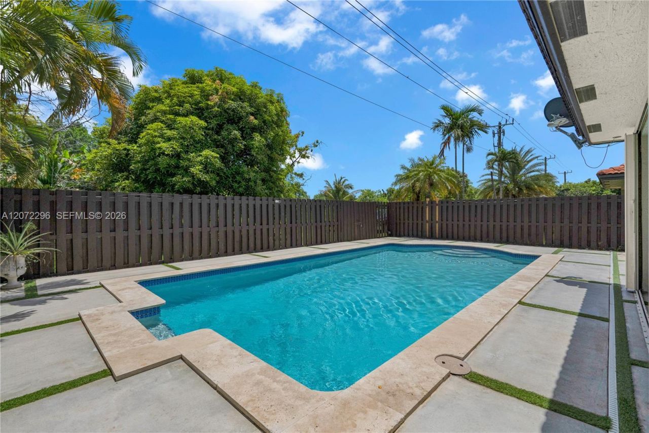 16711 SW 140th Ave , Miami, FL 33177 Photo