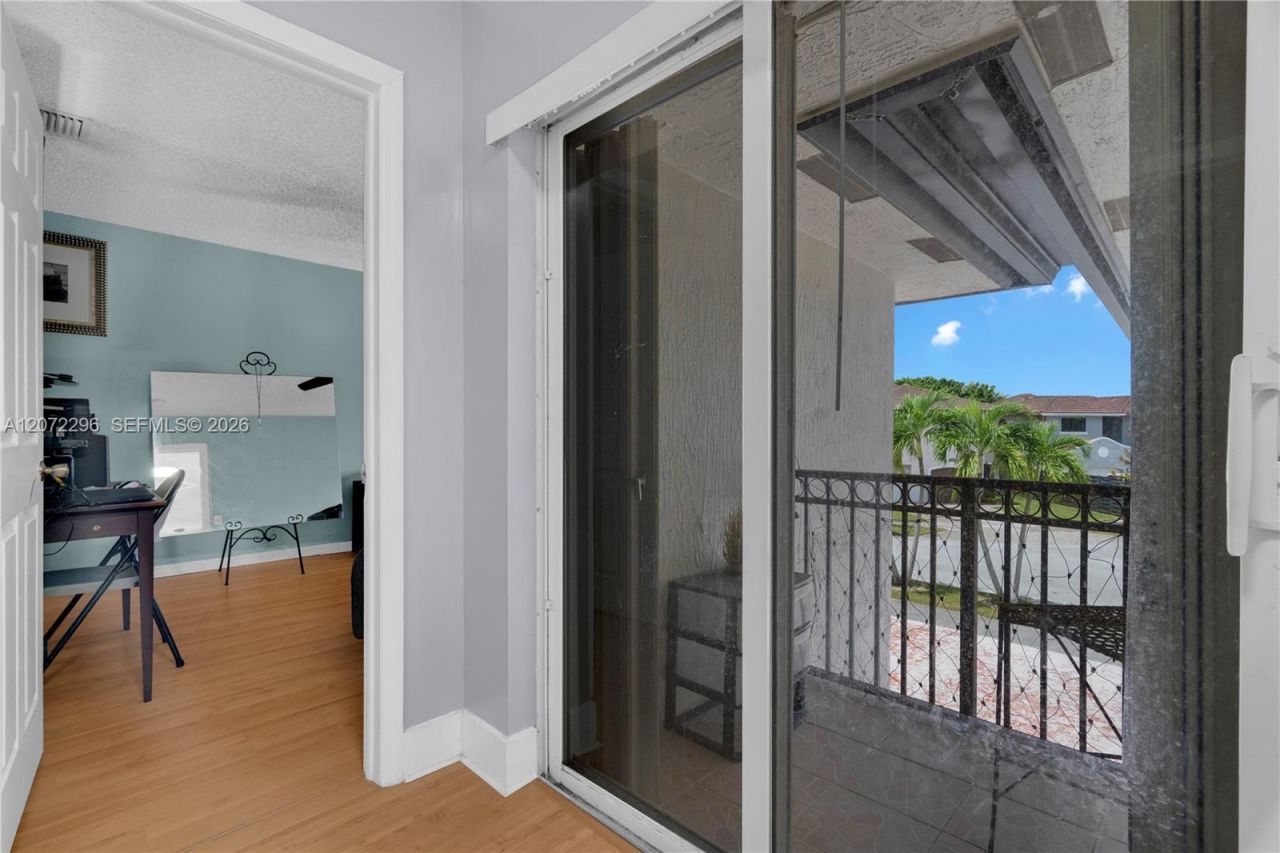 16711 SW 140th Ave , Miami, FL 33177 Photo