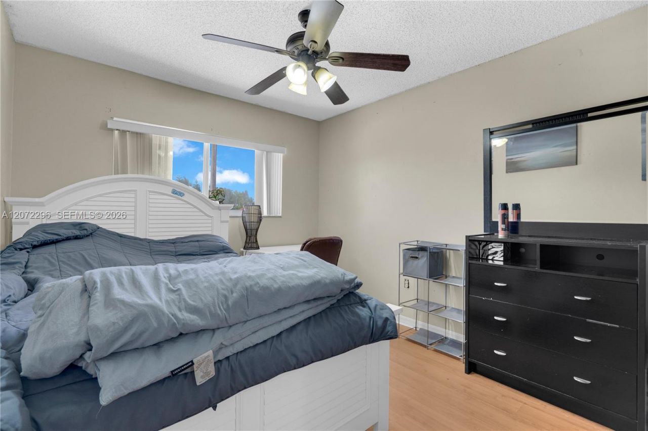16711 SW 140th Ave , Miami, FL 33177 Photo