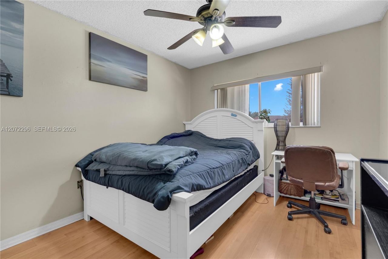 16711 SW 140th Ave , Miami, FL 33177 Photo