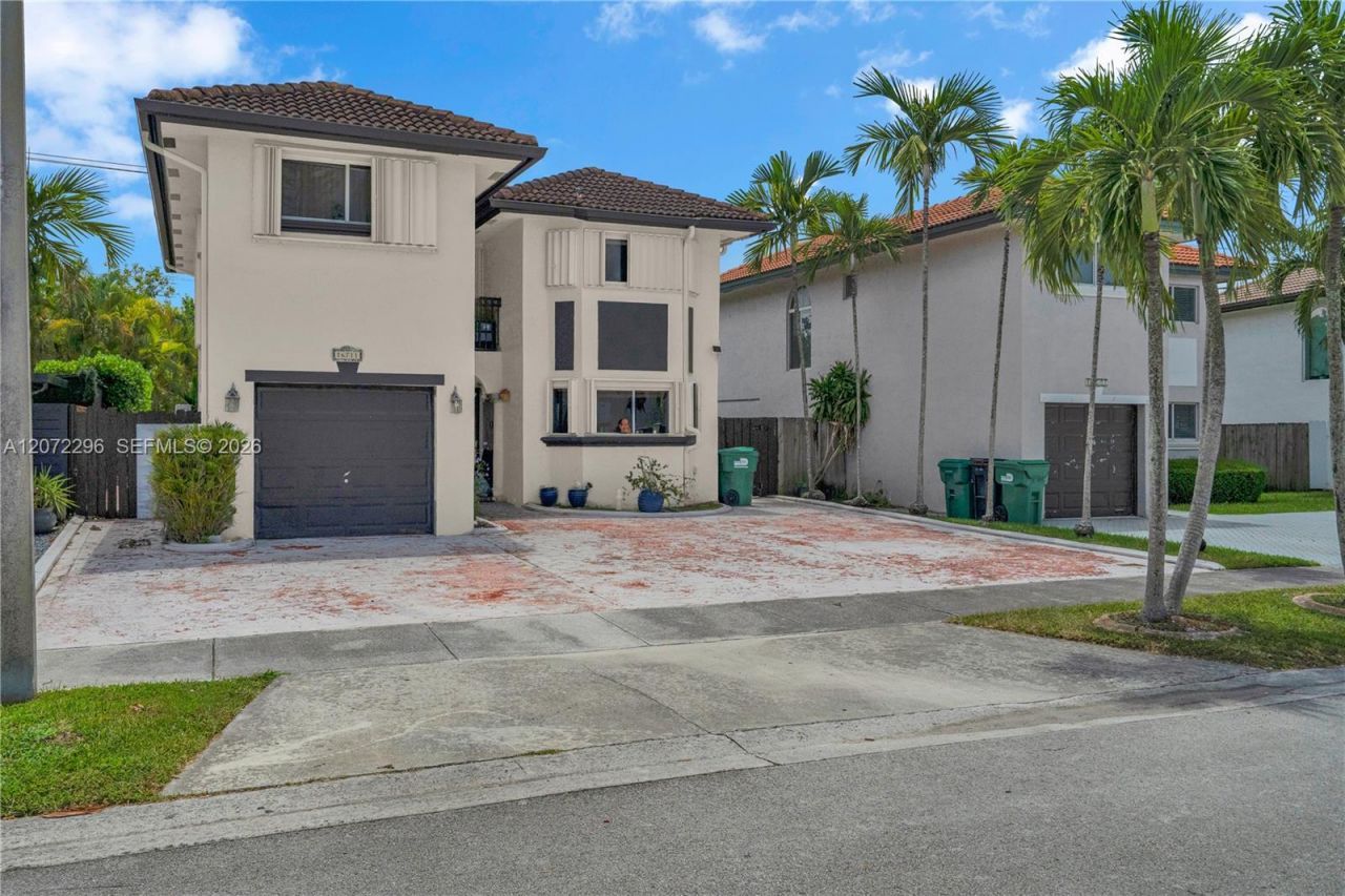 16711 SW 140th Ave , Miami, FL 33177 Photo