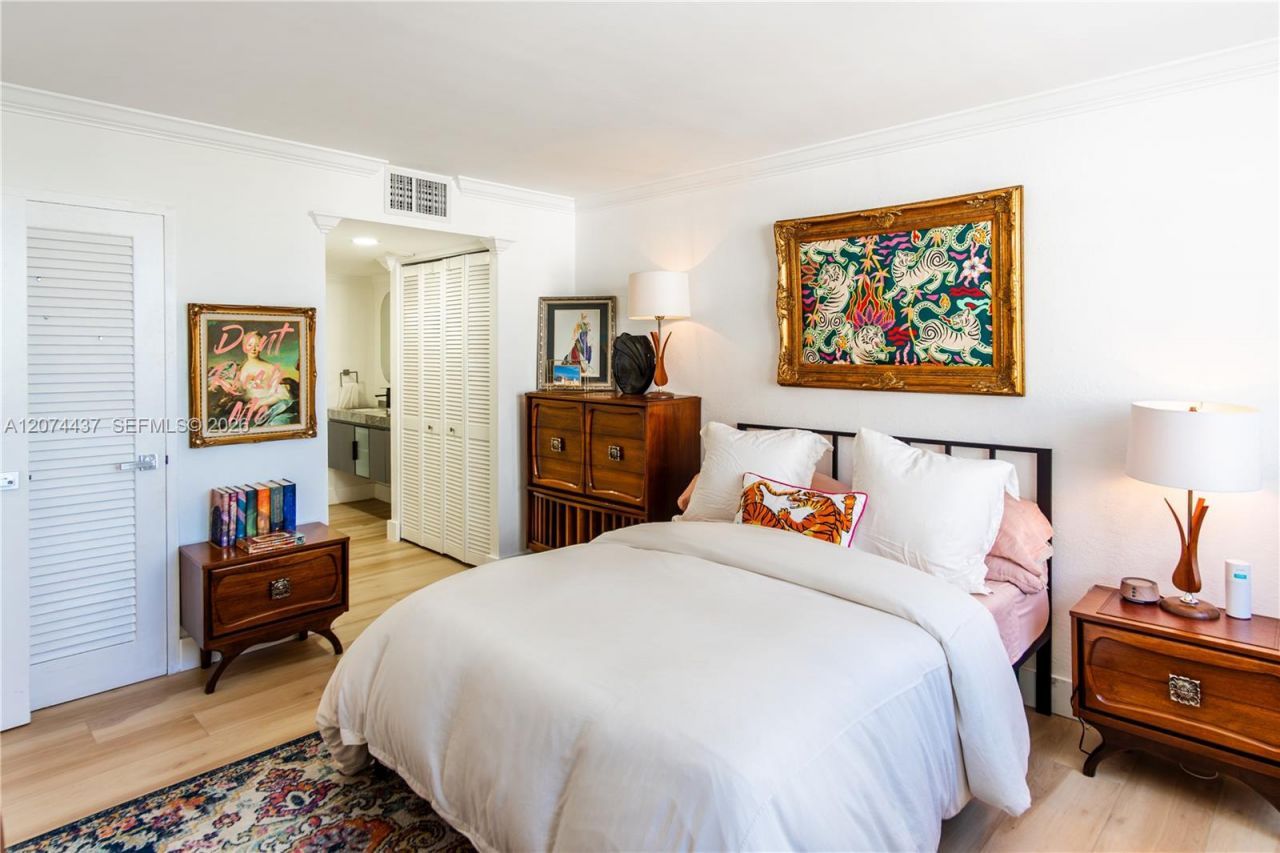 5701 Collins Ave, Unit 605, Miami Beach, FL 33140 Photo