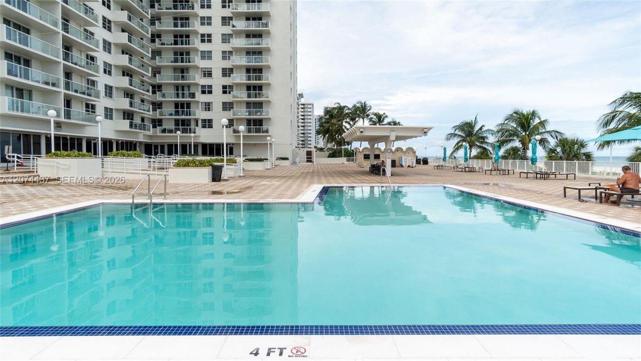 5701 Collins Ave, Unit 605, Miami Beach, FL 33140 Photo