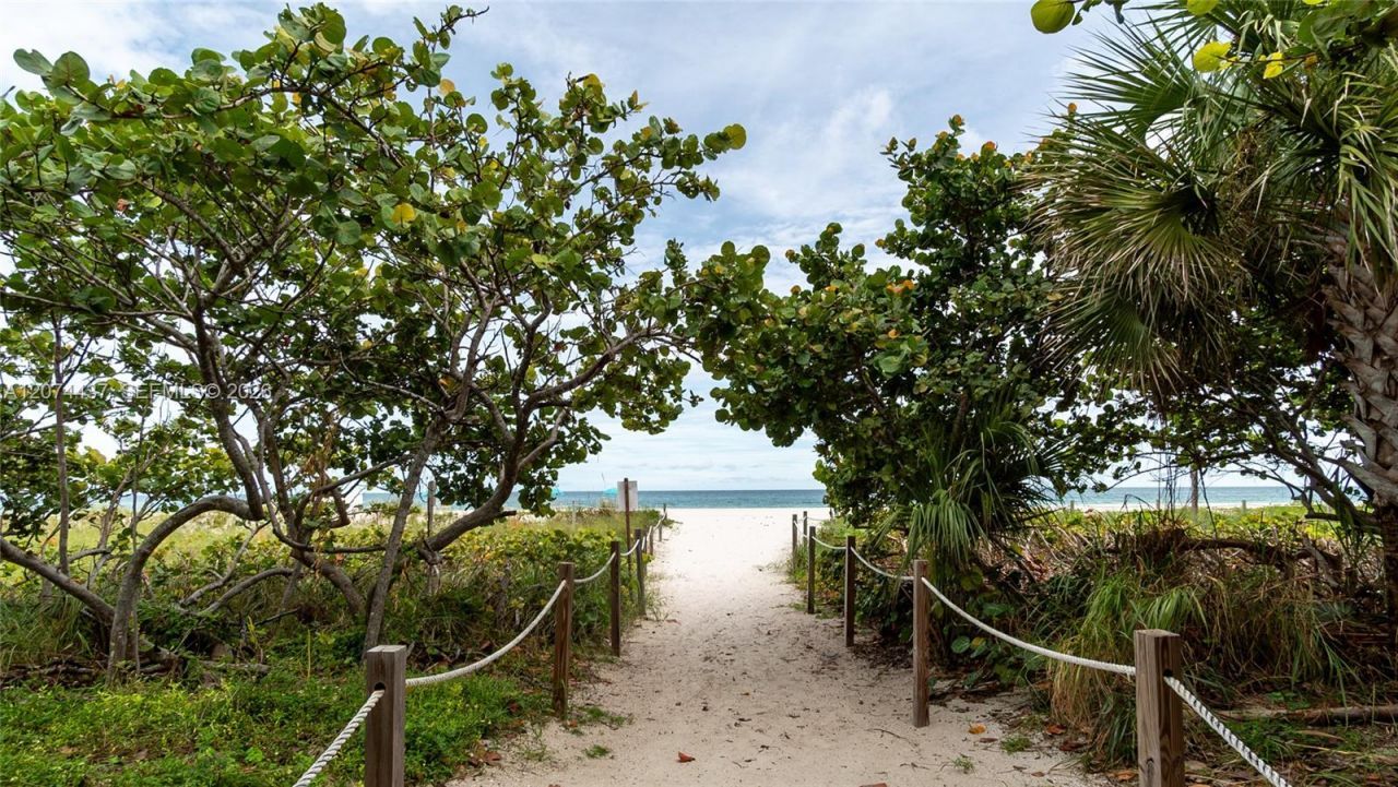 5701 Collins Ave, Unit 605, Miami Beach, FL 33140 Photo