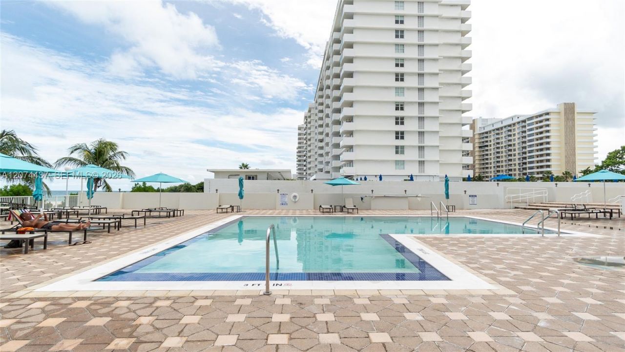 5701 Collins Ave, Unit 605, Miami Beach, FL 33140 Photo